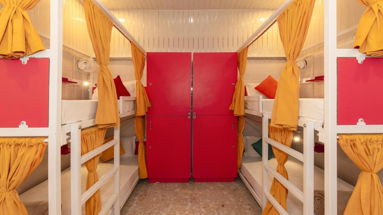 Madpackers Amritsar Bunks, Rooms, & Community Dış mekan fotoğraf